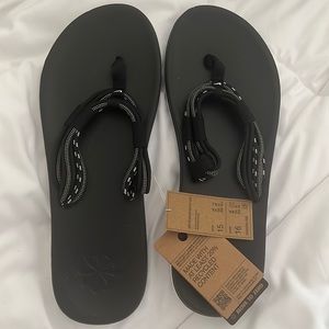 New Nike Sandals size 15 flip flops
